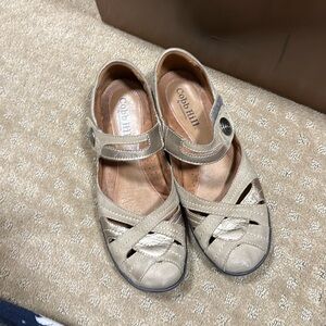 Size 11 Cobb Hill like new